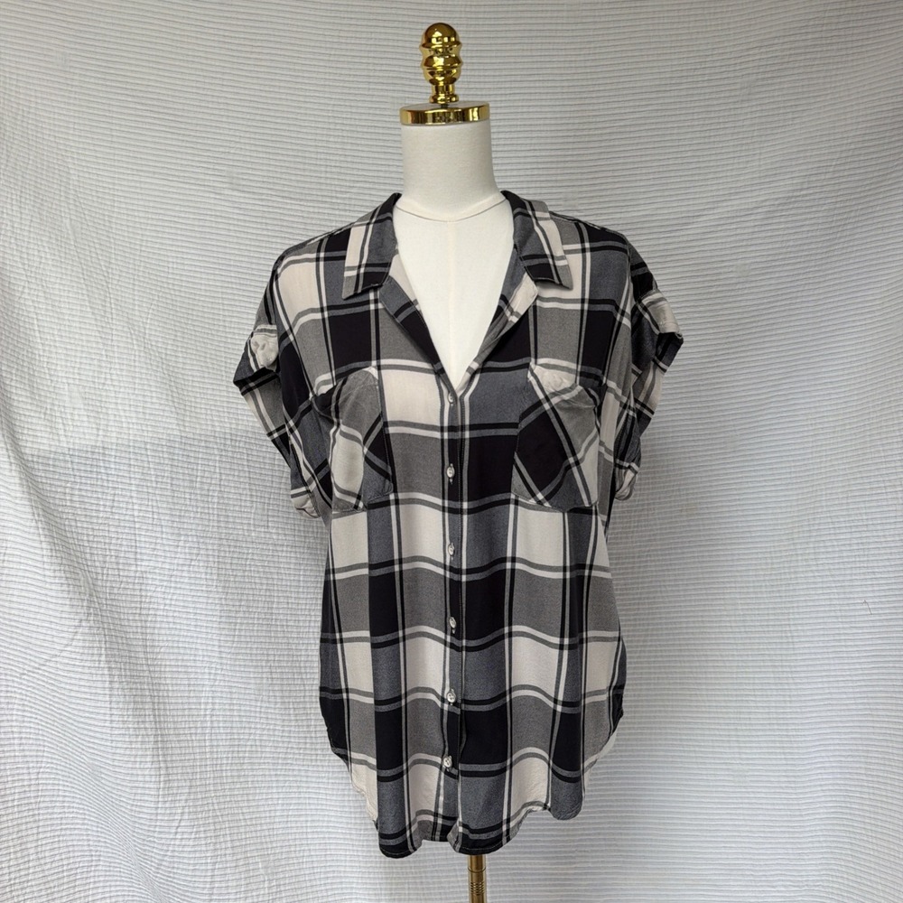 JACHS Girlfriend Distressed Sleeveless Plaid Flannel Button-Up Shirt Black L